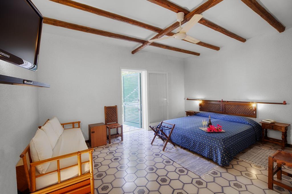 Hotel Conti Vulcano  Rum bild